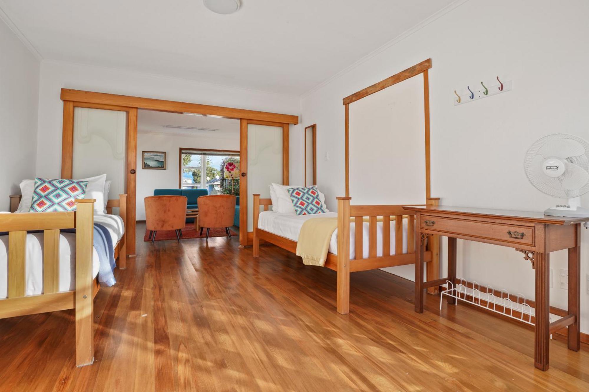 Orewa Kiwi Cabins Pokój zdjęcie